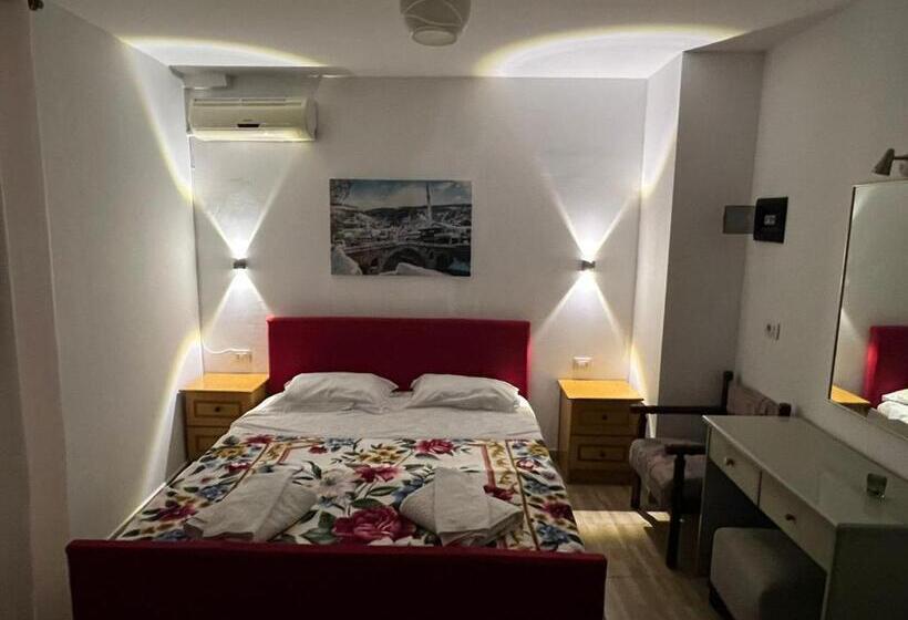 이코노미 룸, Anel Suites