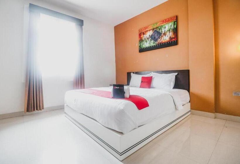 Номер Deluxe, Reddoorz Plus Near Universitas Negeri Makassar