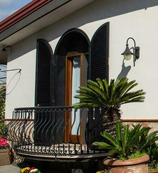 اتاق استاندارد چهار تخته, Ohana Bed And Breakfast