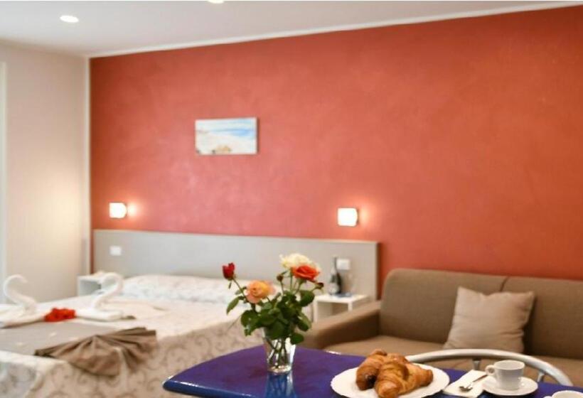 Апартаменты Superior 1 Спальня, Asterias Residence