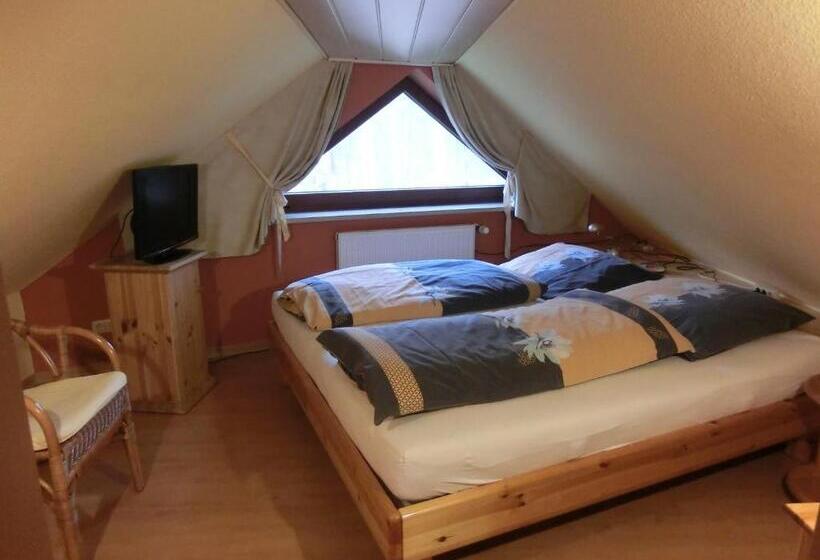 Апартаменты 1 Спальня, Ullas Gästehaus