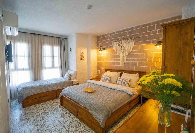 Quarto deluxe, Cunda