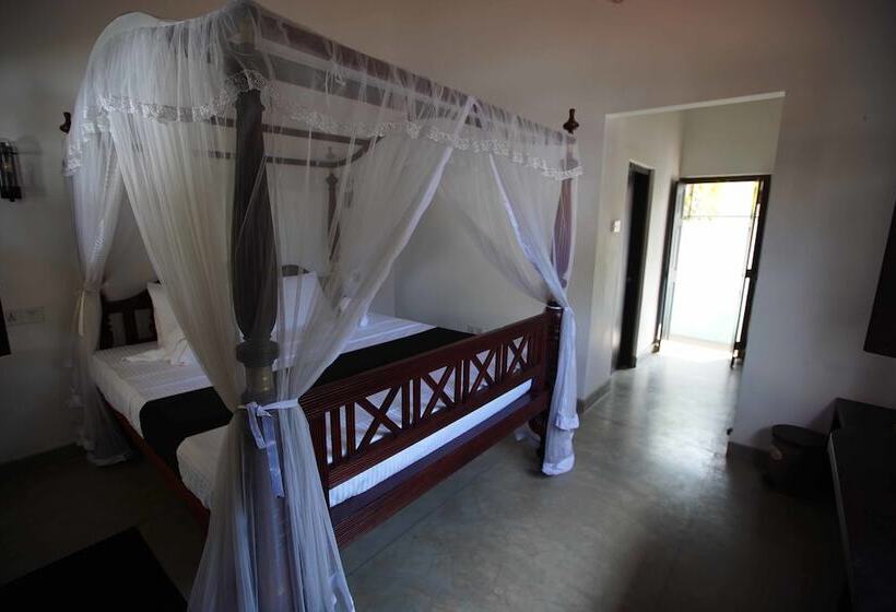 Quarto Deluxe, Kapugedara297