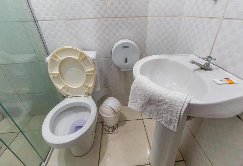 Трежместный Номер Economy, Alfa Hotel Vespasiano