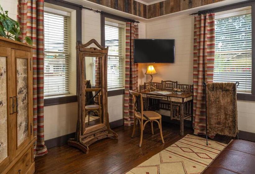 Люкс Вид на Горы, The White Birch Inn
