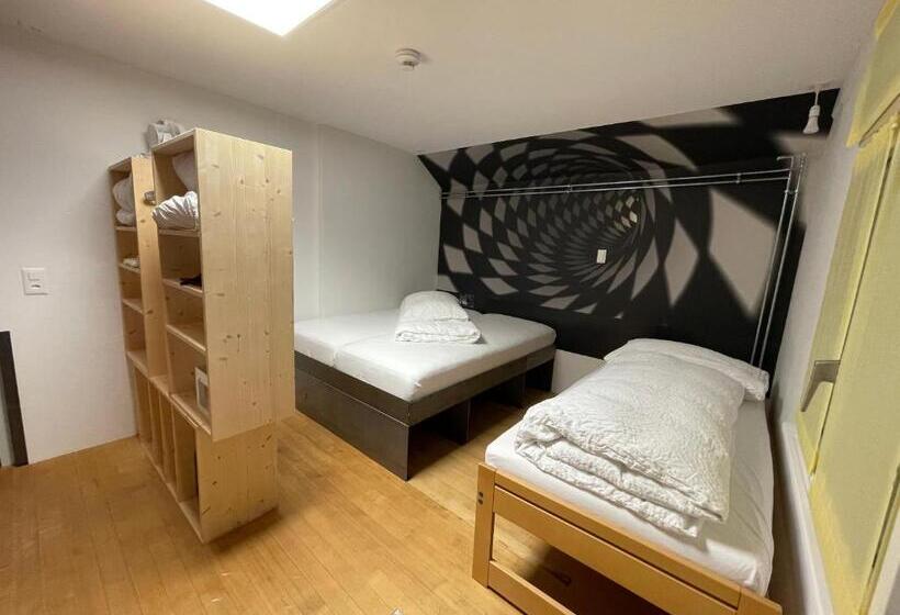 اتاق ساده سه‌ نفره, Boutique Hotel Bs16 Before Bern City Parking Gratis