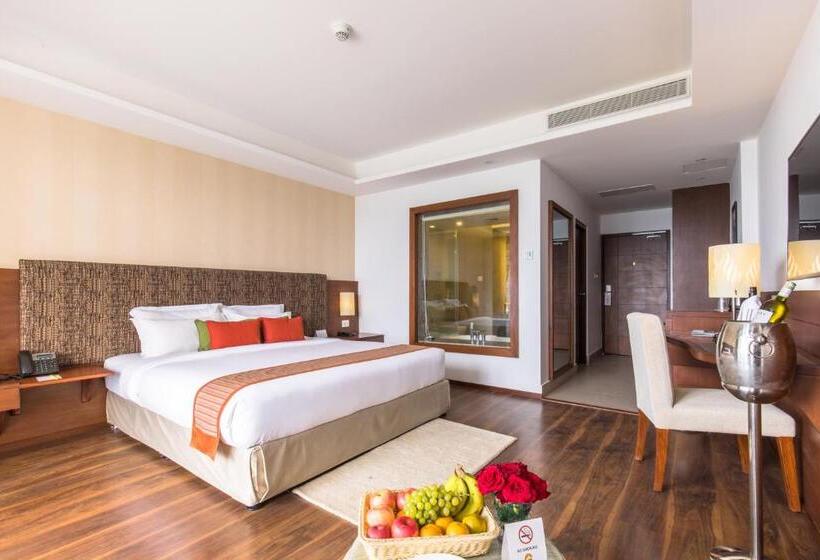 سوییت, Mountain Glory Forest Resort