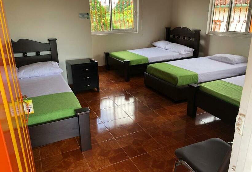 Quarto Familiar Superior, Alojamiento Campestre Hawaii