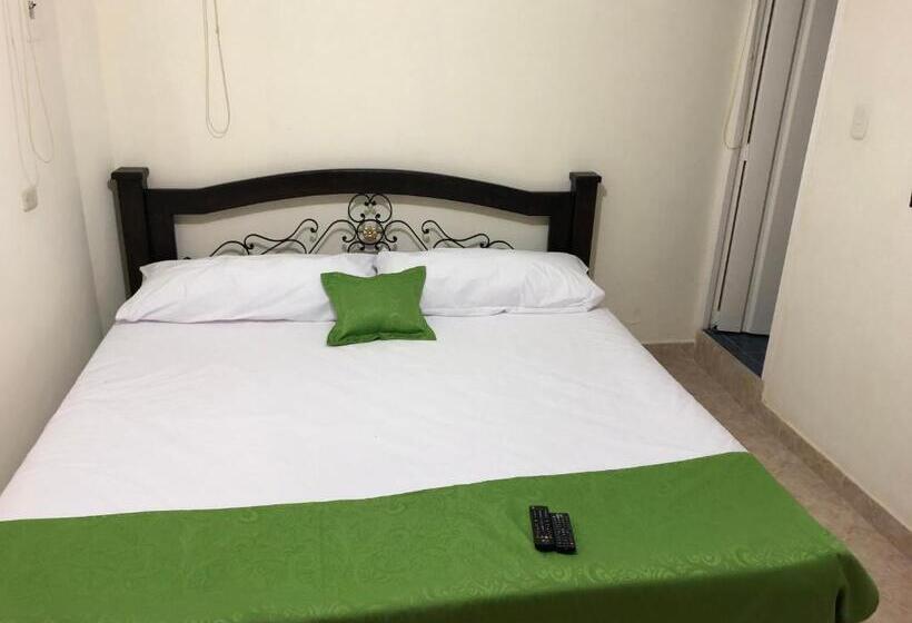 Quarto Superior Cama King, Alojamiento Campestre Hawaii