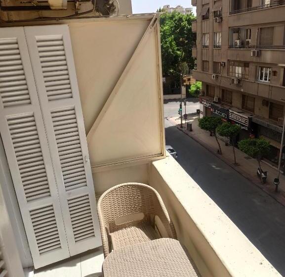 اتاق استاندارد یک نفره, Golden Star Hostel