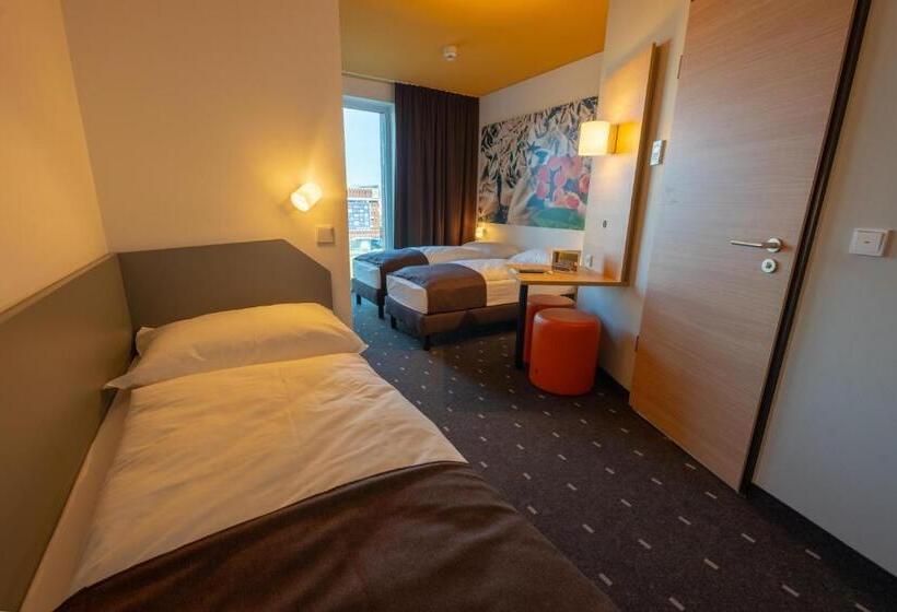 标准三人间, B&b Hotel Bremen überseestadt