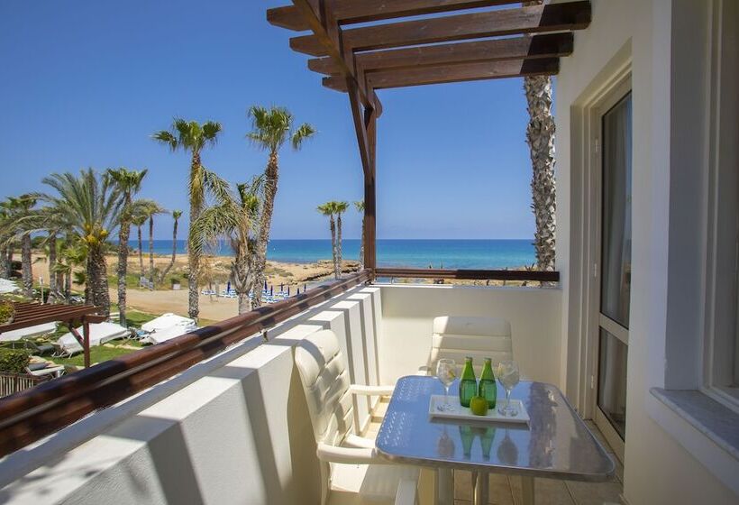 带2个卧室的套房, Louis Althea Beach