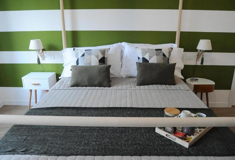 اتاق لوکس, The Corner 180 Suite