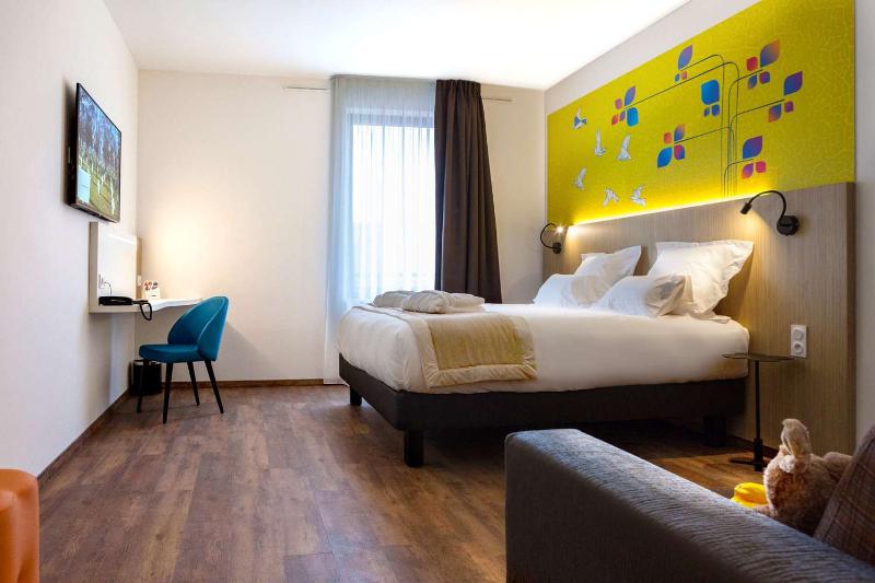Стандартный Номер Кровать Кинг, Kyriad Prestige Amiens Poulainville   Hotel And Spa