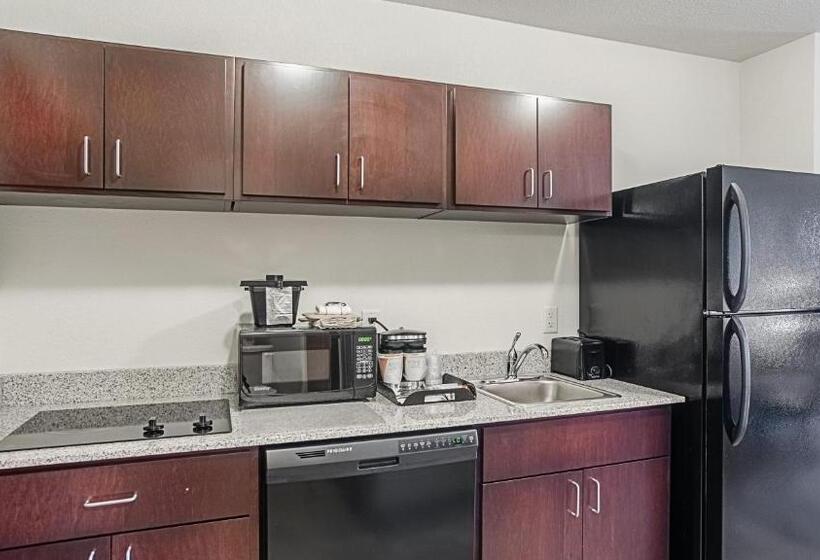 Family Suite, Cobblestone Hotel & Suites   Torrington