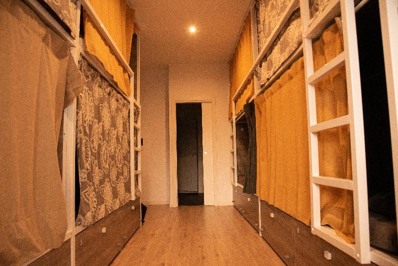 تختخواب در اتاق مشترک, Cantagua Hostel