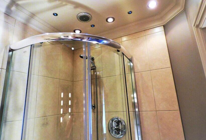اتاق استاندارد, Whitehaven Guest House