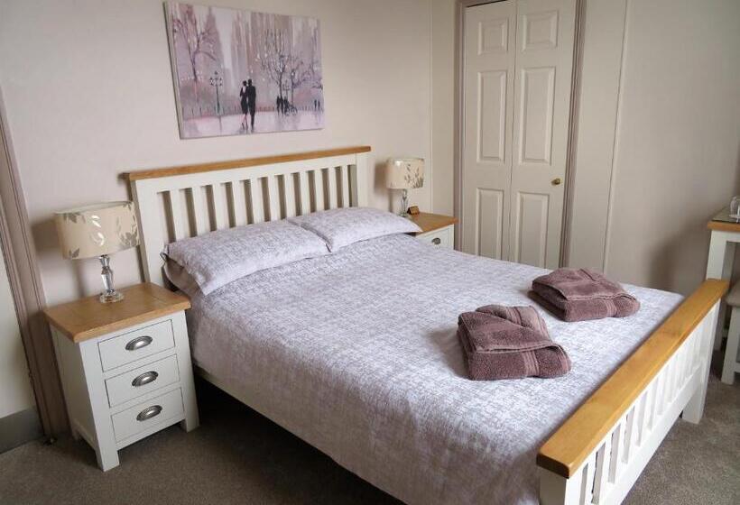 اتاق استاندارد, Whitehaven Guest House
