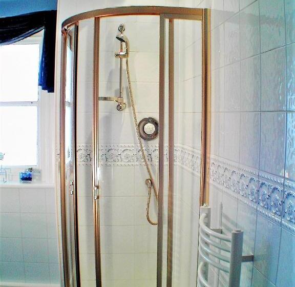 اتاق استاندارد, Whitehaven Guest House