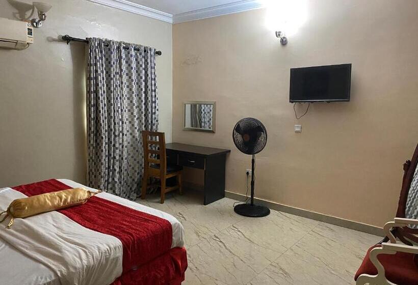 اتاق لوکس, Nue Crest Hotels & Suites