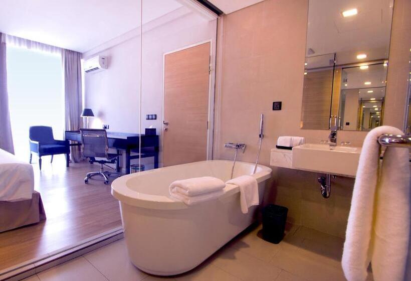 Suite, Asia Melaka Hotel Managed By The Straits Hotel & Suites