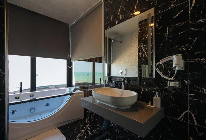 סוויטת ג'וניור, Brilliant Hotel & Spa