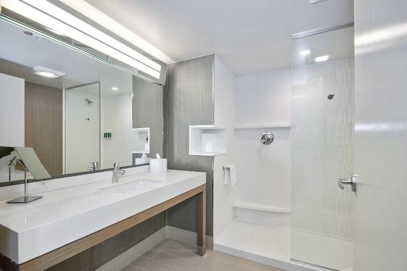 Стандартный Номер Кровать Кинг, Courtyard By Marriott Raleigh Cary/parkside Town Commons