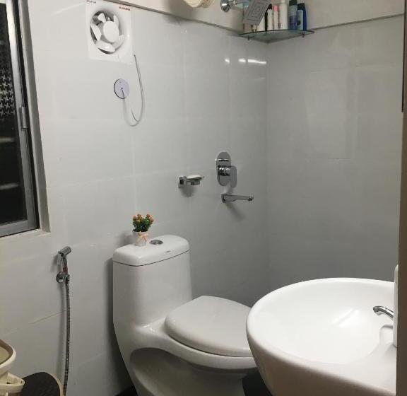 Номер Стандарт, Hideout Backpackers Hostel