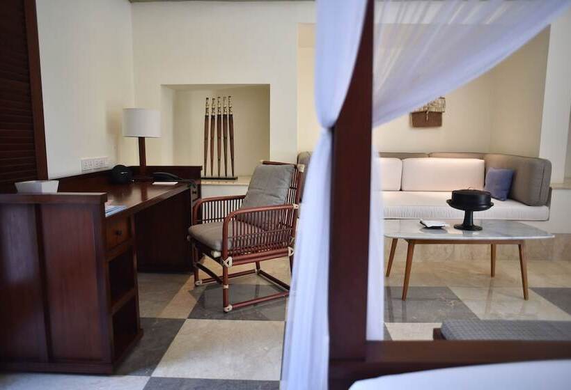 Люкс, Revīvō Wellness Resort Nusa Dua Bali