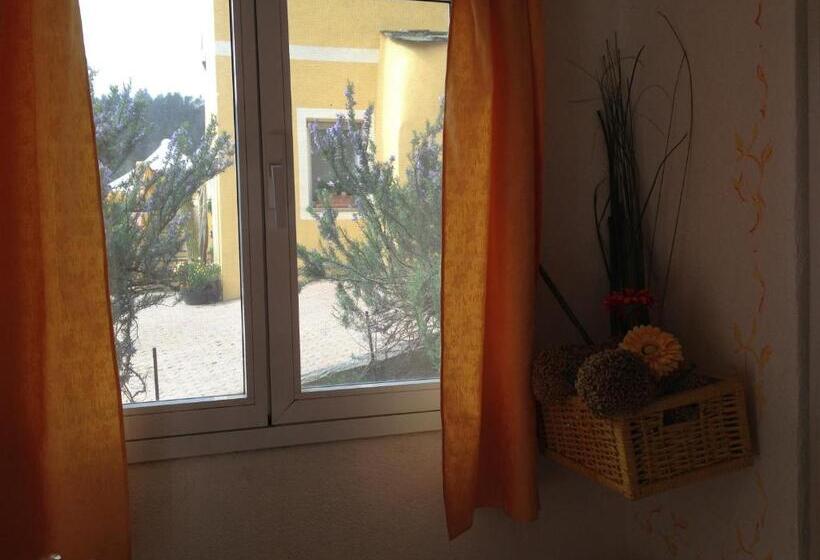 استودیوی استاندارد, Agriturismo Argentea