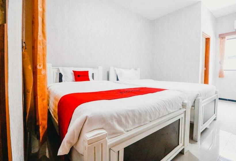Номер Стандарт, Reddoorz Near Taman Rekreasi Selecta