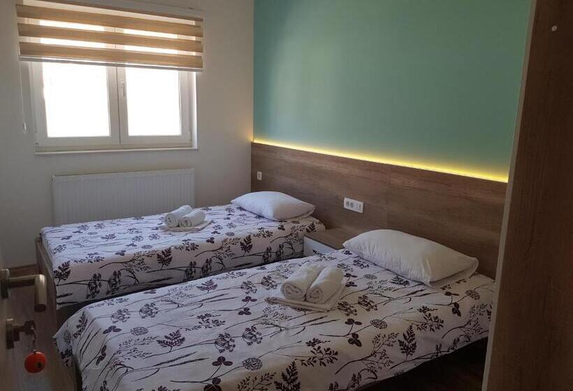 اتاق استاندارد, Mediteran B&b