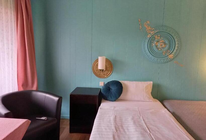 Номер Стандарт, Motel
