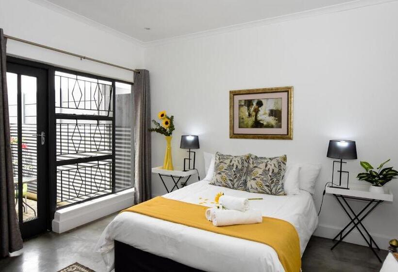 اتاق لوکس, Onq Accommodation