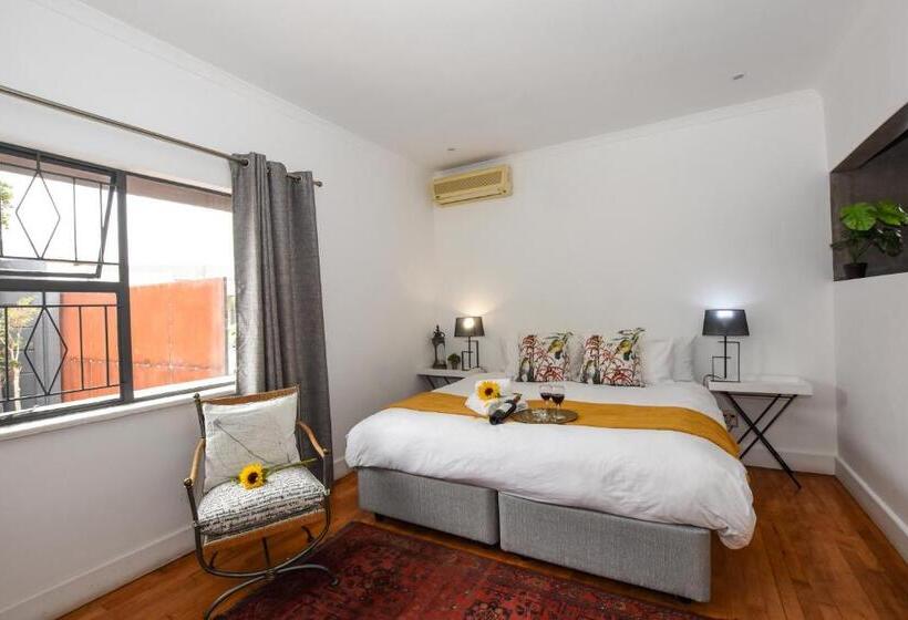 اتاق استاندارد, Onq Accommodation