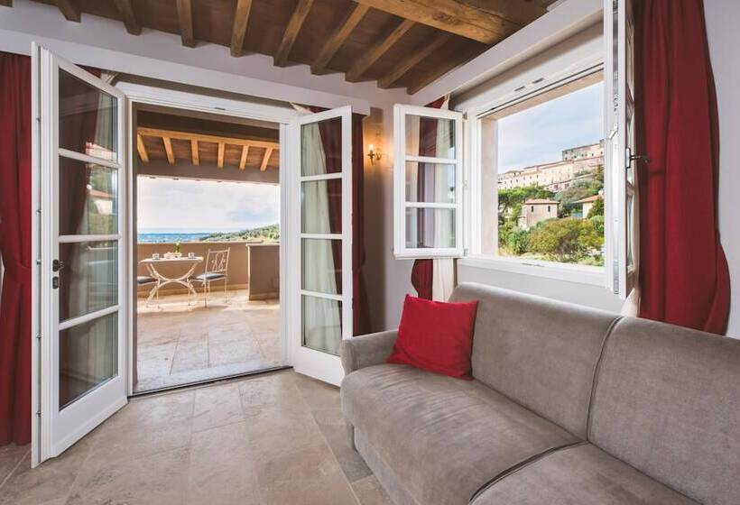 سوییت با چشم‌انداز دریا, Relais Dei Molini