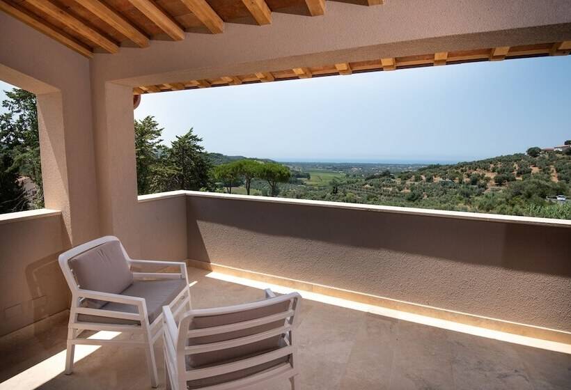 سوییت با چشم‌انداز دریا, Relais Dei Molini