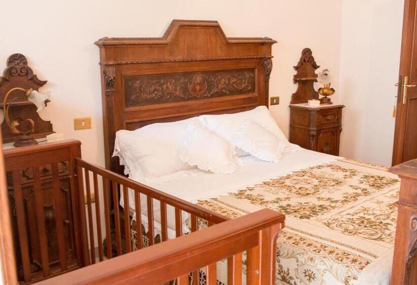 اتاق لوکس, Il Mughetto