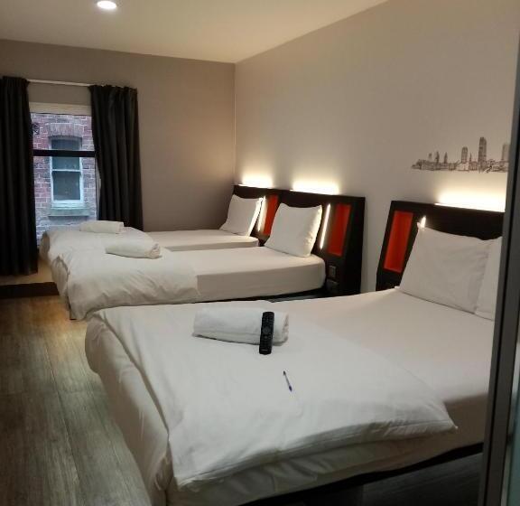 Семейный Номер, Easyhotel Leeds