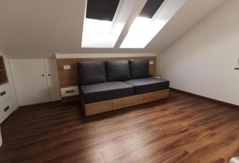 آپارتمان 1 خوابه, Gostilna S Prenočišči Pav