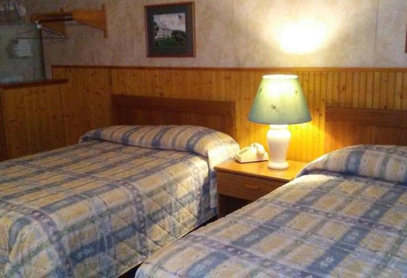 Номер Стандарт, Catskill Motor Court Motel