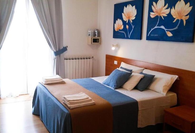 Номер Стандарт Трехместный, Venice Airport Room