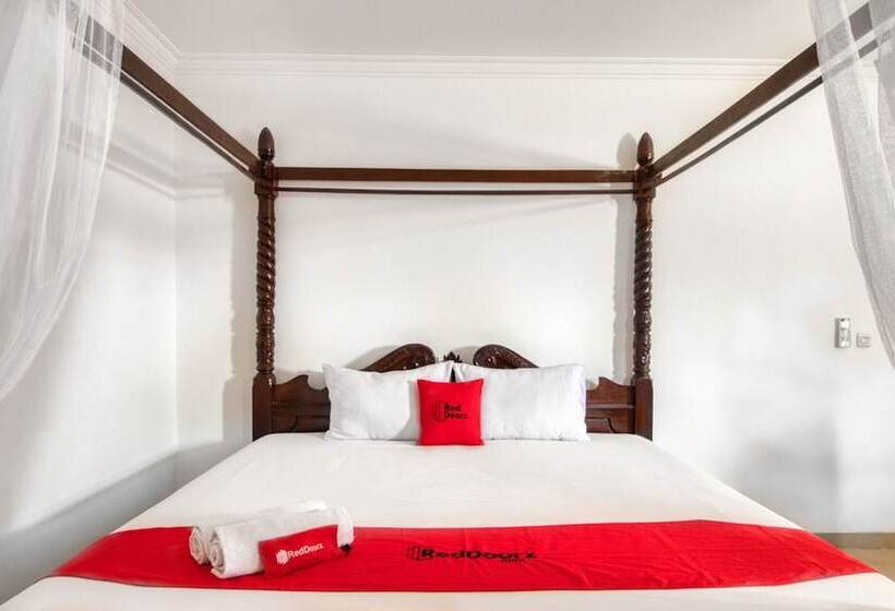 Номер Стандарт, Reddoorz Plus Near Lempuyangan Station 4