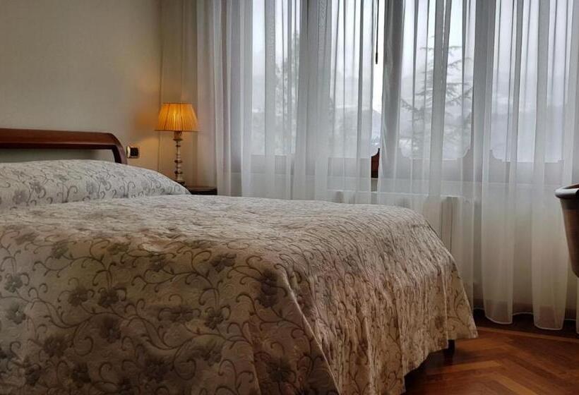 Номер Стандарт, Villa Delle Rose   Hotel Paradiso
