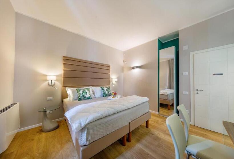 Quarto Superior, Album Boutique Rooms