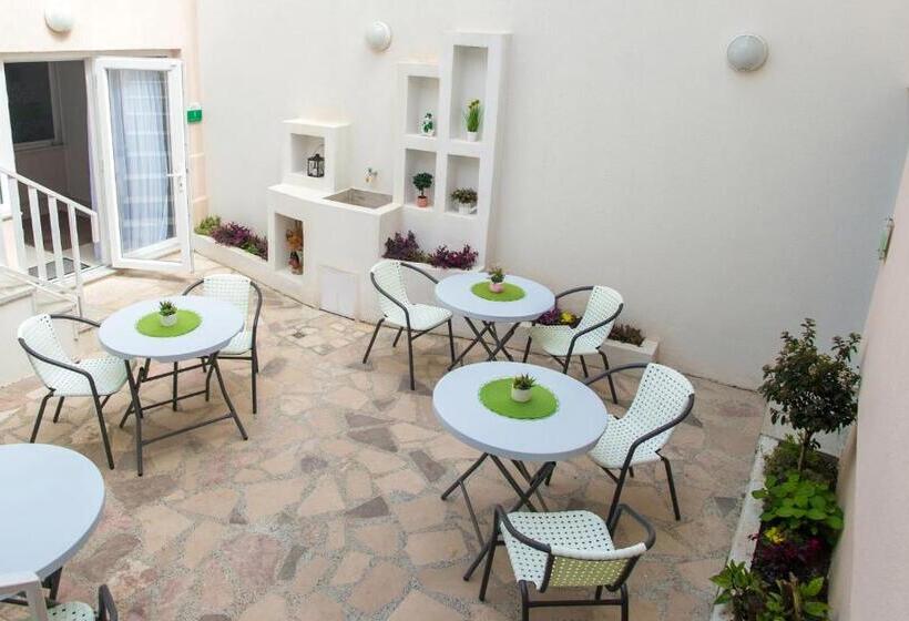 اتاق سوپریور, Five Rivers Rooms