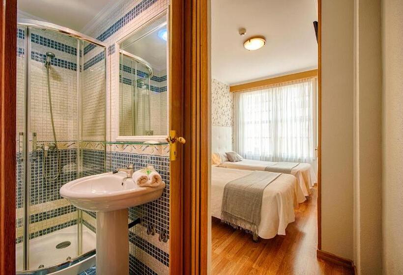 Номер Стандарт, Hostal Zahara