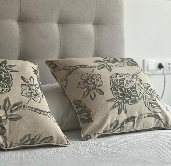 Апартаменты 1 Спальня, Hostal Zahara