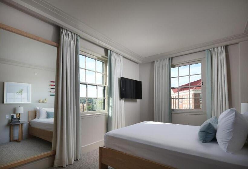Quarto Estandar, Weyanoke