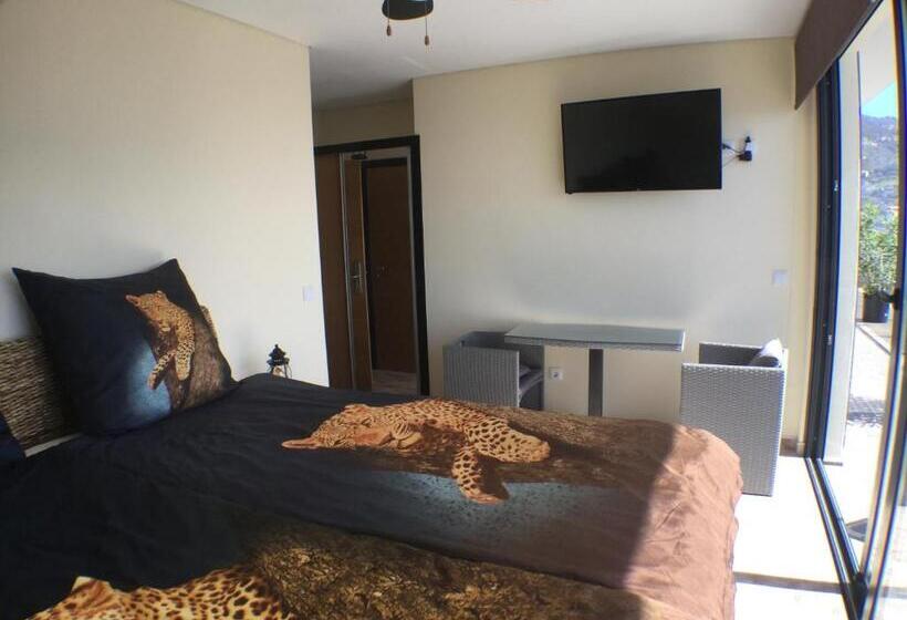 Номер Deluxe Вид на Море с Балконом, Guesthouse Theview